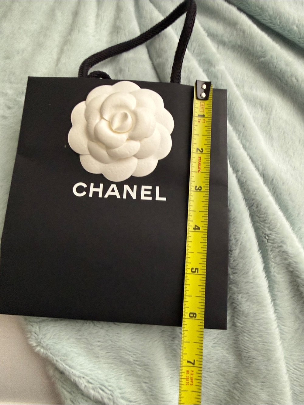 CHANEL Black Mini Gift Bags with White Camellia Accent (Set of 5) - Picture 9 of 9